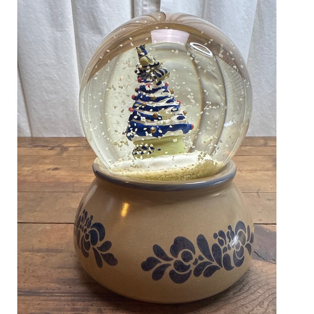 Pfaltzgraff Folk Art Pattern Musical Snow Globe Christmas Winter Holiday Décor
